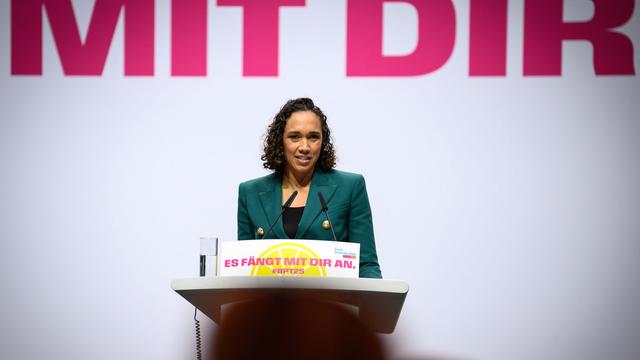 Neuaufstellung der FDP: FDP beginnt nach Wahldebakel mit Arbeit an neuem Programm