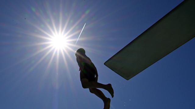Sommerwetter: Freibäder hoffen auf Rückkehr des Sommers