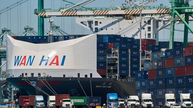 Handelspolitik: Umfrage: Zoll-Deal bringt deutschen Unternehmen neue Sorgen