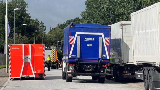 Straßenverkehr: Zwei Fahrer sterben bei schwerem Lastwagen-Unfall in Kiel