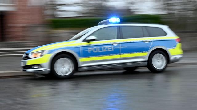 Kriminalität: Autofahrer flieht mit Tempo 200 vor der Polizei