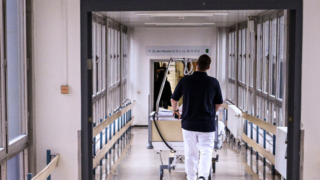 Statistisches Bundesamt: Deutlich mehr junge Frauen wegen Essstörung im Krankenhaus