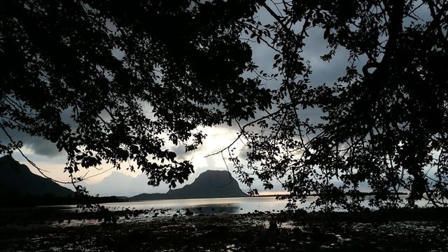 Unglück im Inselparadies: Deutscher Tourist stürzt auf Mauritius in den Tod