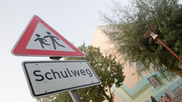 Sicher zur Schule: Ratschlag: Mit Schulanfängern schon den Schulweg üben