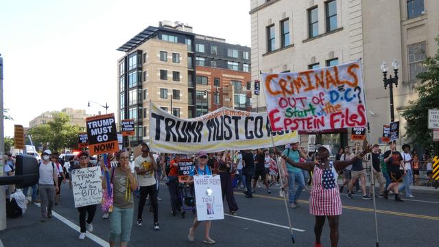 Polizei unter Bundeskontrolle: Umstrittenes Trump-Dekret: Aufruf zu Protesten in Washington