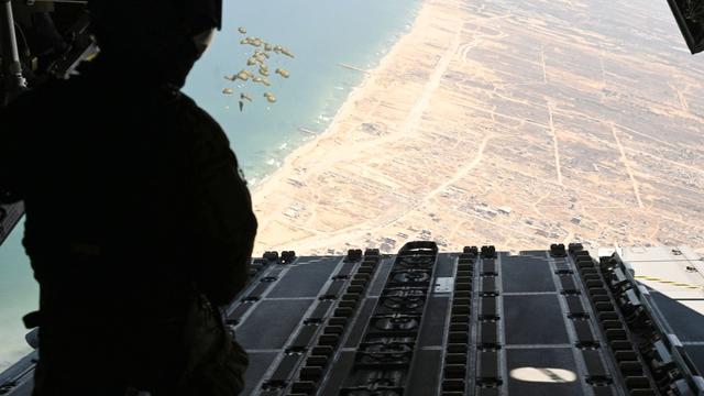 Gaza-Krieg: Bundeswehr hat über Gaza 192 Tonnen Hilfsgüter abgeworfen