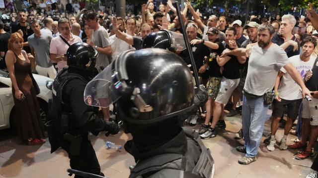 Demonstrationen: Proteste gegen Regierung in Serbien eskalieren erneut
