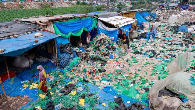 Abfall und Umwelt: Globales Abkommen gegen Plastikmüll vorerst gescheitert