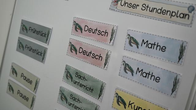 Neues Schuljahr: Infos zum Handyverbot bei digitalen Elternabenden