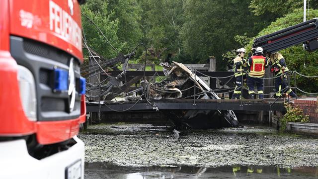 Landkreis Emsland: Auto fällt in Kanal - Ein Toter bei Unfall in Papenburg