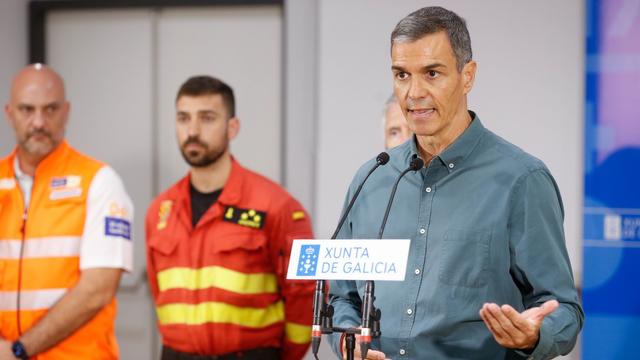 Waldbrände: Feuer-"Tsunami" - Spaniens Regierungschef unterbricht Urlaub