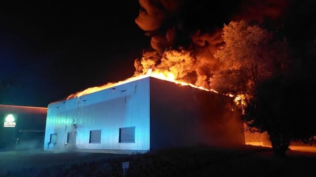 Brände: Lagerhalle brennt in Bocholt - 1,5 Millionen Euro Schaden