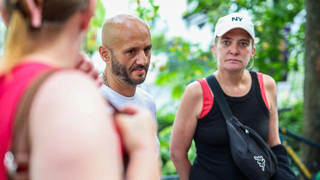 Obdachlos bei 30 Grad: Hitzekollaps beim "Platte machen" - Obdachlose im Hochsommer