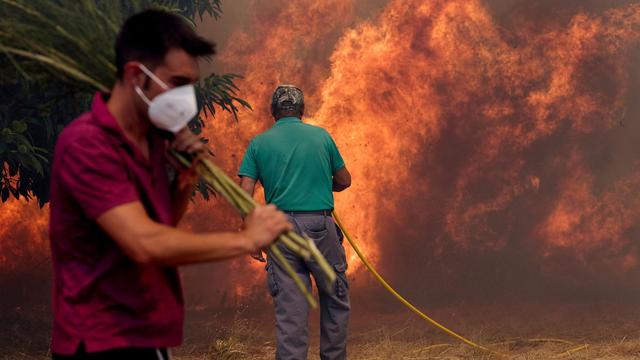 Feuer: Deutsche im Einsatz gegen Spaniens Mega-Brände