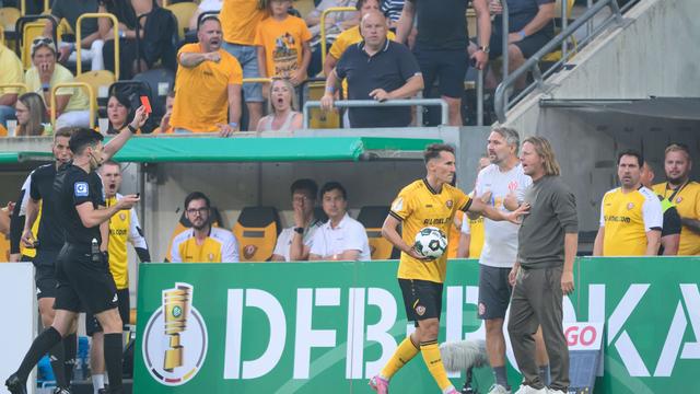 Nach Roter Karte: Mainz-Trainer Henriksen für ein Pokalspiel gesperrt