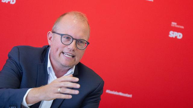 Ausblick auf neues Schuljahr: Schulstart: SPD rechnet ab mit Bildungspolitik in NRW