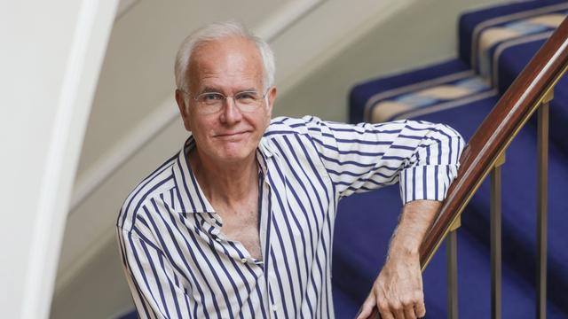 Bundestag unter Modeaspekt: Harald Schmidt verteilt Modenoten an Politiker