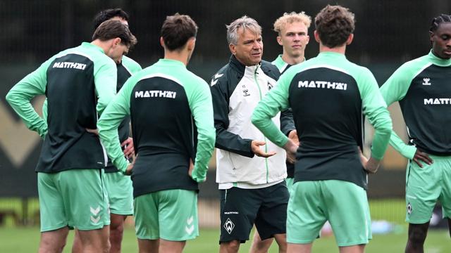 Fußball-Bundesliga: Zu wenig Spieler: Werder sagt Testspiel wieder ab
