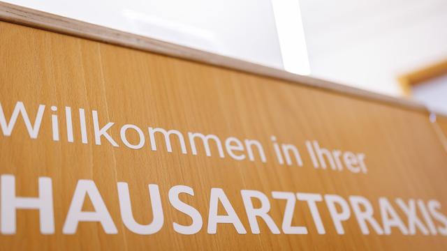 Gesundheit: Gerlach gegen Kontaktgebühr bei Arztbesuchen
