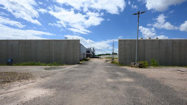 Gefängnisneubau: JVA-Pannenbaustelle: Suche nach neuem Bauunternehmer