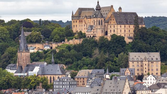 Nahverkehr: Marburg darf Bus-System bauen - Finanzierung aber ungewiss