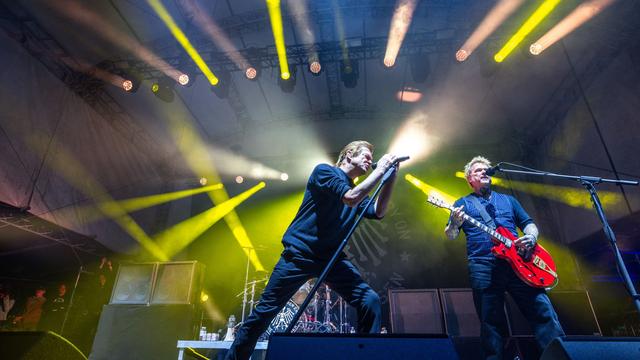 Musik und Demokratie: "Wir machen Party" - Toten Hosen rocken in Jamel