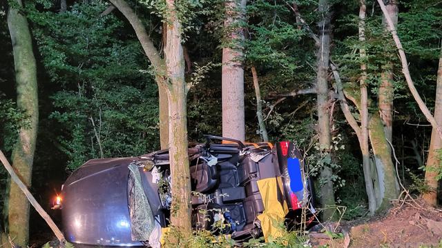 Unfall: Tödlicher Unfall in Nordhessen: Zwei Ehepaare sterben
