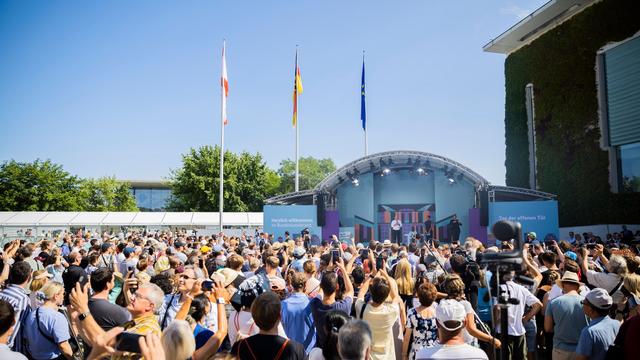 Bundesregierung: Politik hautnah – offene Türen bei der Bundesregierung