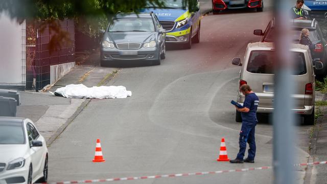 Bluttat in NRW: Polizei warnt vor Todesschützen von Menden - Fahndung läuft
