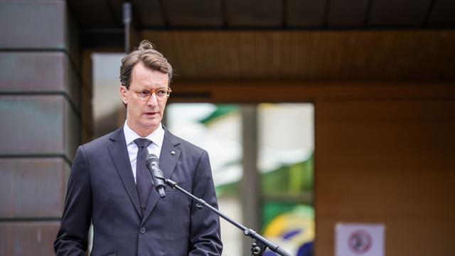 Trauer am Jahrestag: Wüst plädiert für Vorratsdatenspeicherung zur Terrorabwehr