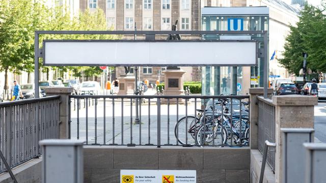 Berliner Nahverkehr: Neue Beschilderung für den bisherigen U-Bahnhof Mohrenstraße