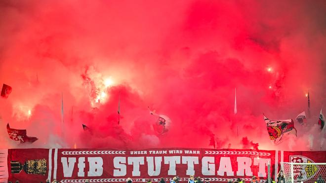 Pyro beim DFB-Pokalfinale: Fans zündeln: Sechsstellige Geldstrafe für ...