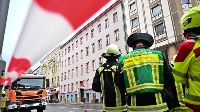 Notfälle: Haus in Berlin-Mitte wird geräumt – Einsturzgefahr