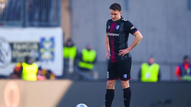 Fußball-Bundesliga: Kaars zu St. Pauli? Magdeburg mit Anzeige nach Mail-Eklat