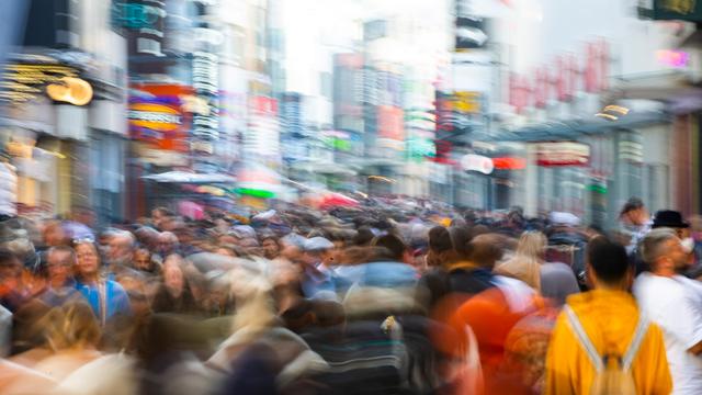 Statistik: Bevölkerung schrumpft im Osten und wächst im Westen