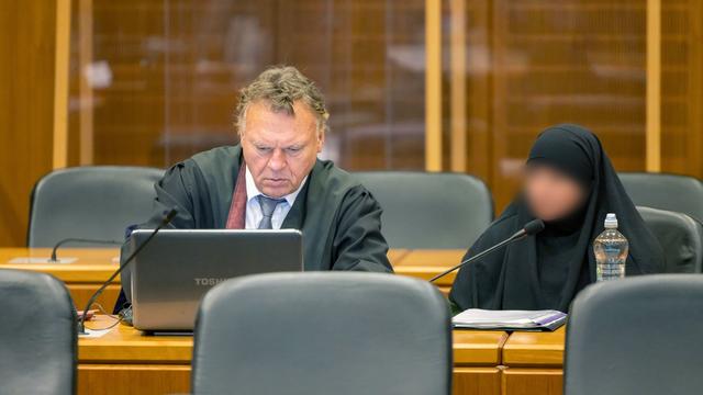 Terrororganisation: Prozess gegen Frankfurter IS-Rückkehrerin begonnen
