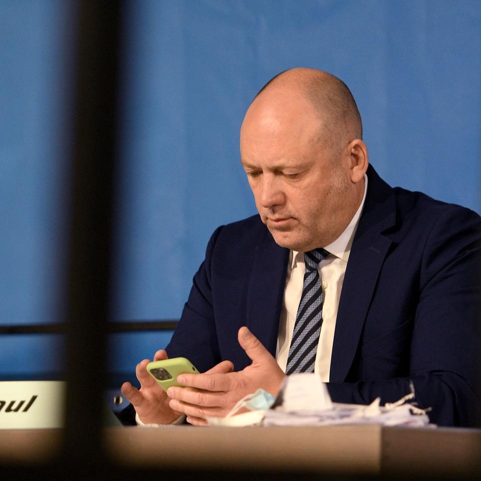 OB-Wahl in Ludwigshafen: OB-Wahl in Ludwigshafen: Paul prüft weitere  Schritte | DIE ZEIT