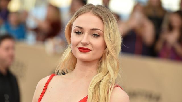 Leute: Sophie Turner spielt Lara Croft in "Tomb Raider"-Serie