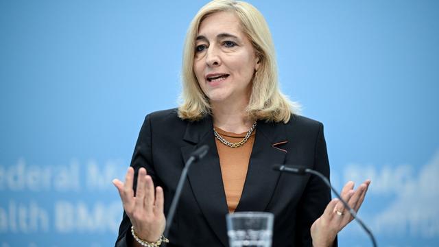 Gesundheitssystem: Kosten bei den Krankenkassen steigen deutlich