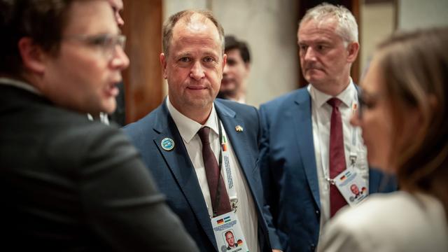 Bundesregierung: Streichung von Bundesbeauftragten bringt 180.000 Euro