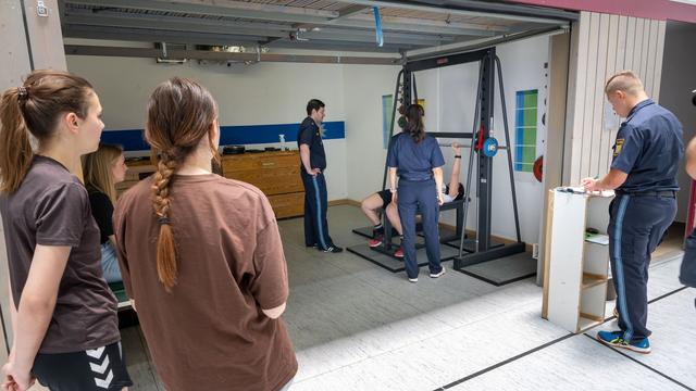 Polizeinachwuchs: SPD: Einstiegsalter für Polizei auf 16 Jahre senken