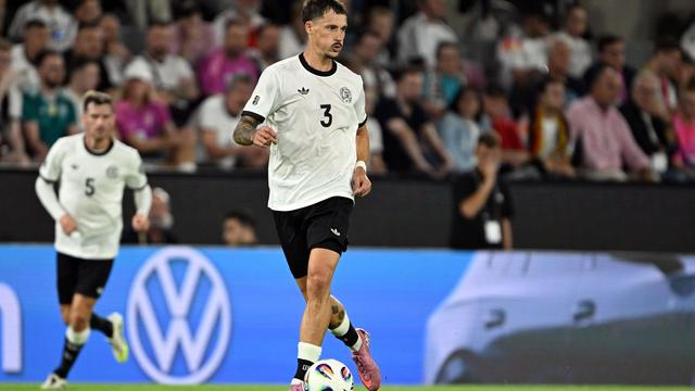 Nationalmannschaft: Eintracht-Chef: Koch derzeit bester deutscher Abwehrspieler