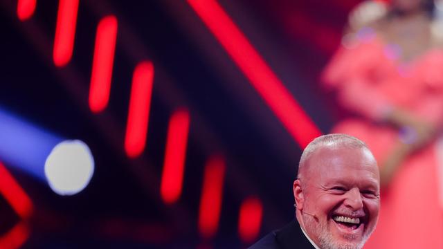 Fernsehen: Stefan Raab glüht beim "Sommerhaus der Stars" vor