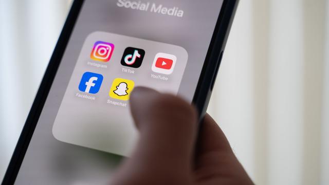 Internetnutzung: Zufriedener durchs Internet? Vielleicht immerhin die Älteren