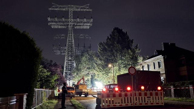 Stromausfall in Berlin: Abgeordneter vermutet bei Brandanschlag Insider-Wissen