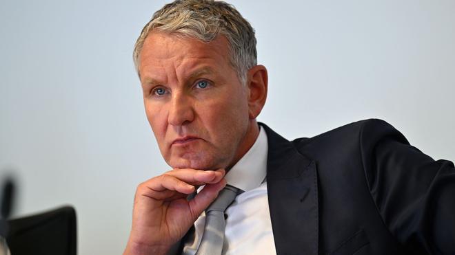 Landtagsdebatte: Höcke will Remigration erst in Thüringen und dann im Bund  | DIE ZEIT