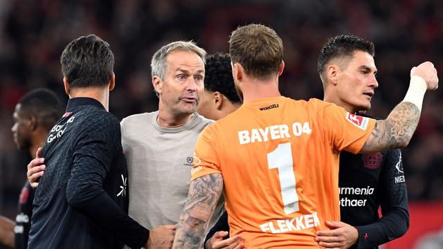 Bundesliga: Sieg mit neun Mann: Bayer-Coach Hjulmand lobt "Charakter"