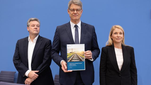 Deutsche Bahn: Niederlage für Schnieder: Kandidat für Bahnposten sagt ab