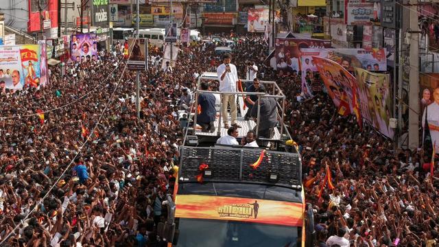 Massengedränge: Berichte: Mehr als 30 Tote bei Massengedränge in Indien