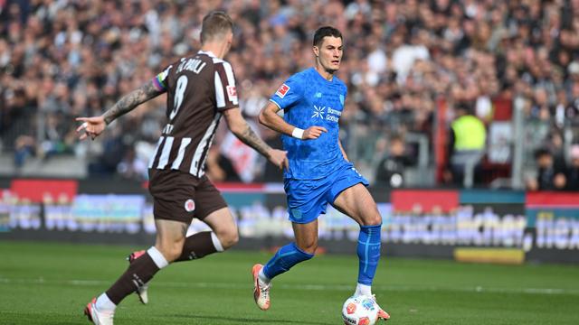 Fußball-Bundesliga: Rückschlag für Leverkusen: Stürmer Schick fällt vorerst aus